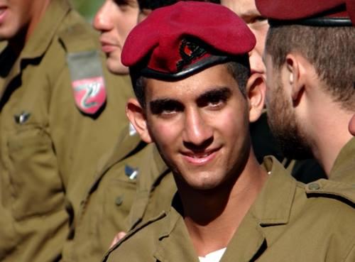הנצחה - בניה רובל.jpg