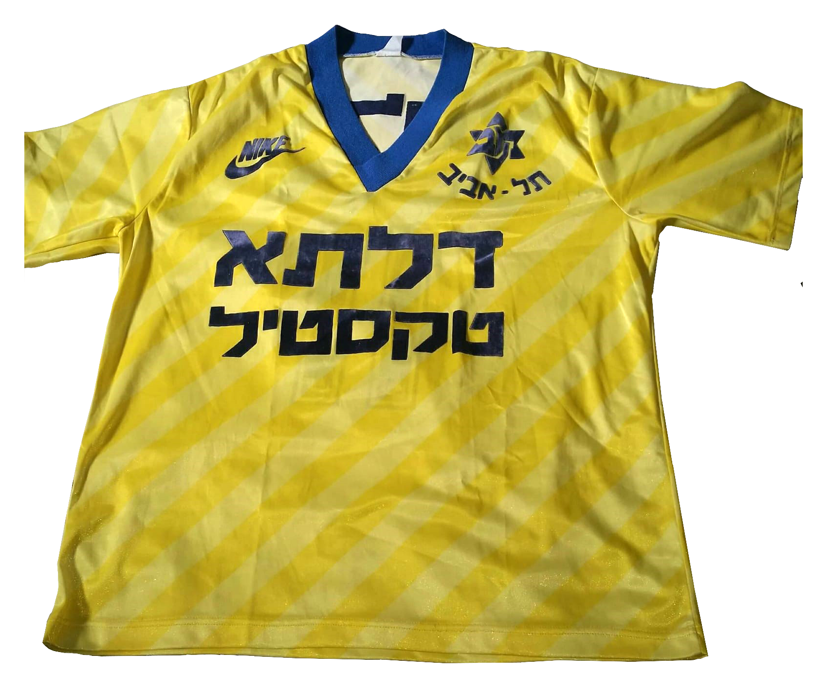 מדים עונת 88-89 צהובה דלתא טקסטיל צווארון כחול.png