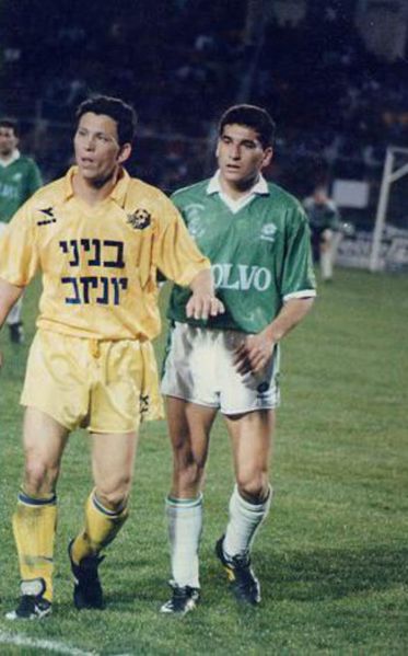 קובץ:ניר קלינגר עונת 1991-92.jpg