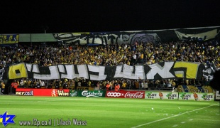 Tifo - derby 2012-13 fixture 9-3.jpg