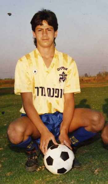 קובץ:ירון מליקה-פרופיל.png