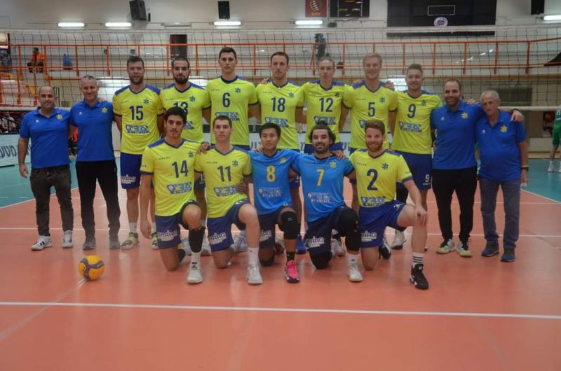 קובץ:כדורעף - תמונה קבוצתית 2021-22.jpg